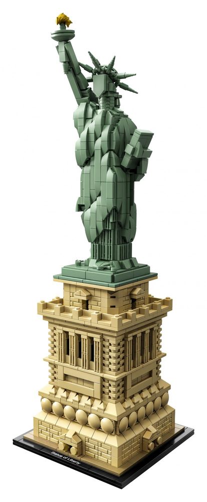 LEGO Architecture 21042 Socha Svobody - rozbaleno