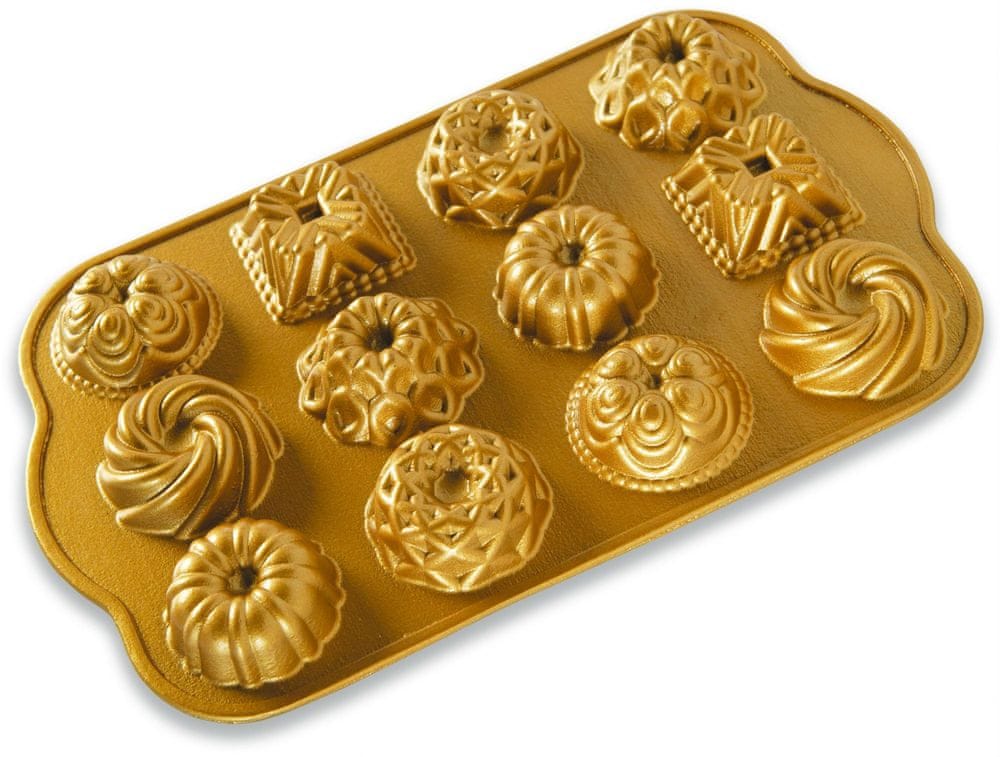 Levně Nordic Ware Forma na minibábovky, plát s 12 formičkami zlatá
