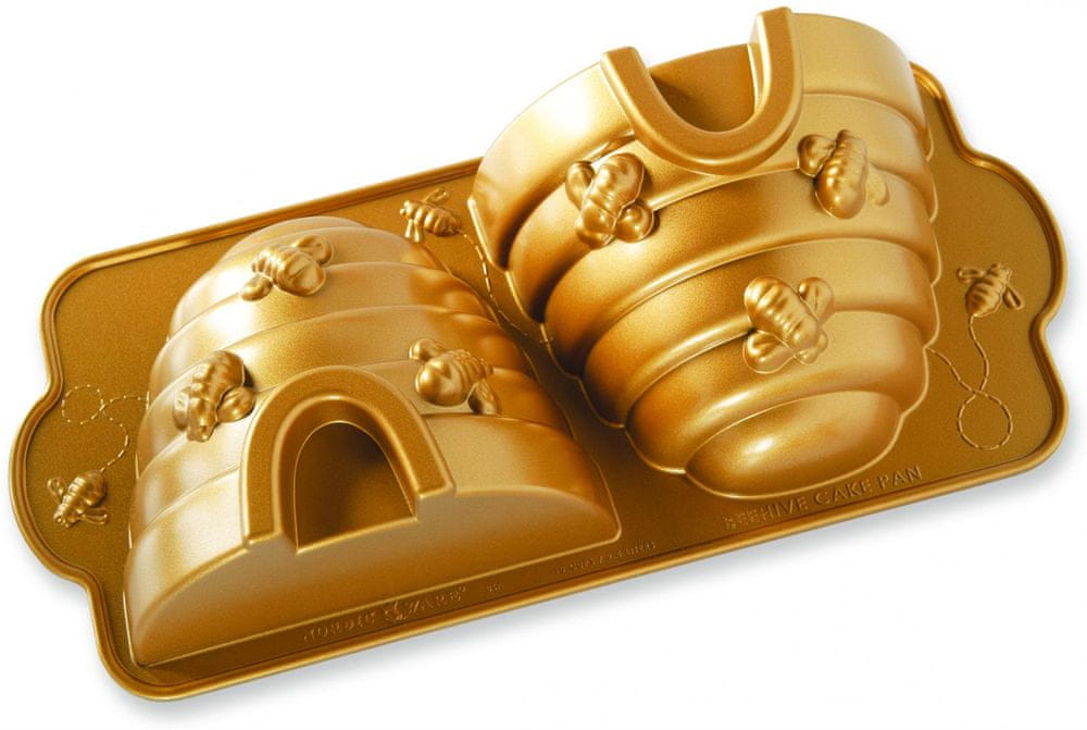 Levně Nordic Ware Forma na bábovku včelí úl 3D, zlatá