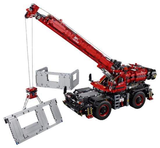 LEGO Technic 42082 Terénní jeřáb - rozbaleno
