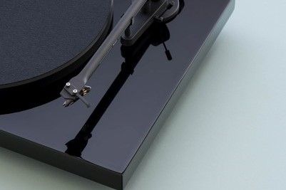 Pro-Ject Debut III Record Master 78 fordulat/perces speed box-szal.