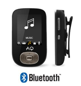 Podpora 10 hudebních formátů, FM rádio, paměť 4 GB, možnost přidání 32 GB na micro SD kartě, Bluetooth.
