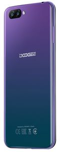 Doogee Y7 Plus, širokoúhlý duální fotoaparát, autofokus, 16 megapixelů + 13 megapixelů.