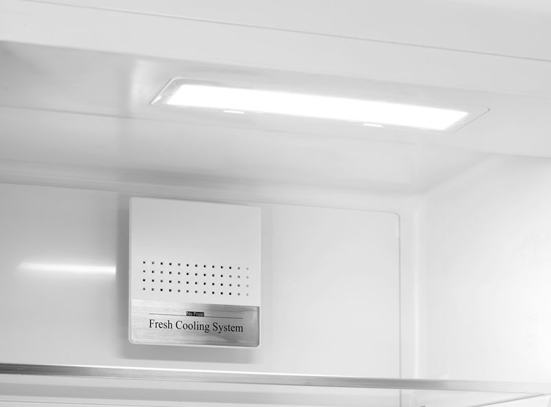 Vestavná kombinovaná chladnička Concept LKV5260 LED osvětlení