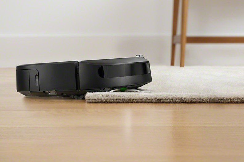 iRobot Roomba i7 systém proti zamotání do kabelů