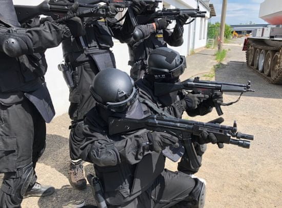 Allegria výcvik se speciální jednotkou SWAT