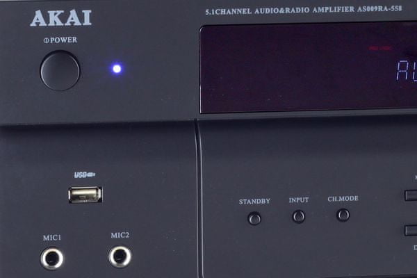 av receiver akai as0059ra-558 výkon 110 w podpora dts ac-3 pro výborný zvuk 5.1 systém fm tuner