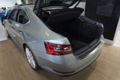 Avisa Ochranná lišta hrany kufru Škoda Superb III. 2015- (sedan, matná)