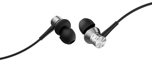 kabelová sluchátka 1more piston fit in ear headphones kabelové připojení odolný kabel 3,5mm jack zlacený konektor vyvážený zvuk