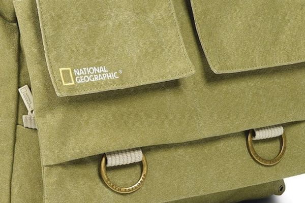 messenger táska fényképezőgépre national geographic ee backpack m 2476 dsl-rer és a csc-re objektívek notebook tablet állvány ellenálló külső anyagok bőröndre való rögzítés fogantyú