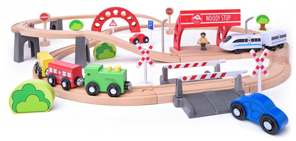 Woody Vláčkodráha s elektrickou mašinkou a viaduktem - rozbaleno