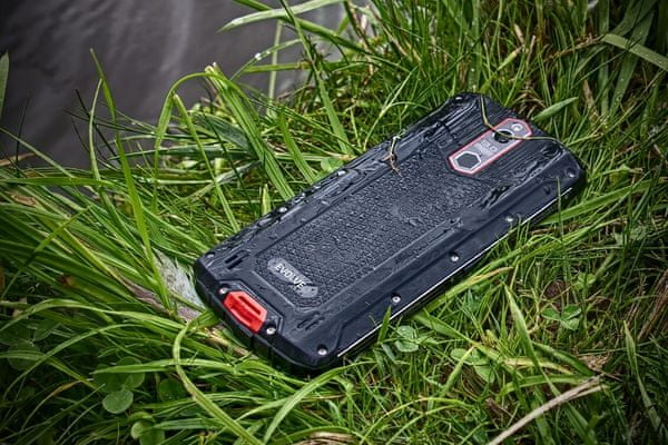 Evolveo StrongPhone G7, dlouhá výdrž baterie, bezdrátové nabíjení, rychlé nabíjení, velkokapacitní baterie