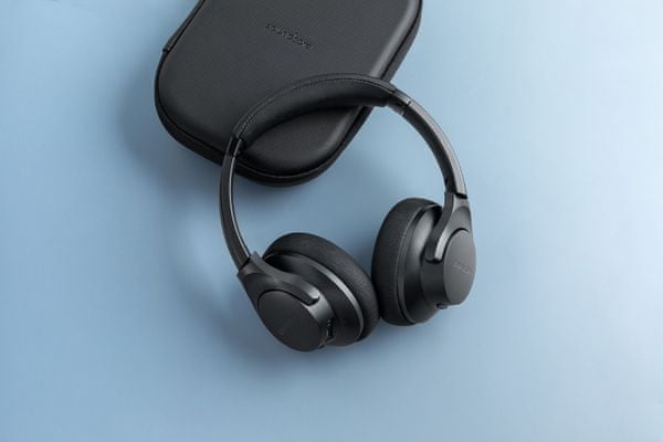 Bluetooth přenosná bezdrátová sluchátka anker soundcore life 2 přes uši uzavřená kabelové připojení anc režim 40mm měniče vysoká kvalita zvuku cvc funkce bt režim 30 h provoz