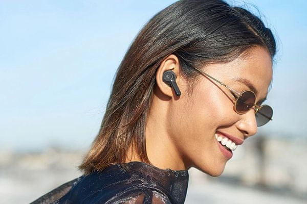 Minimalistične stilske Bluetooth 5.0 slušalke z dosegom 10 m SkullCandy Indy True Wireless premium zvok prostoročno telefoniranje 6 mm pogonske enote buds brezžična 4 h vzdržljivost polnilna škatla 12 h silikonski čepki