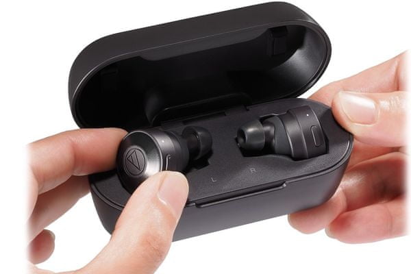 špuntová sportovní sluchátka audio-technica ath-cks5tw Bluetooth 5.0 2vrstvé membrány odolná vodě a potu ipx2 handsfree mikrofon qualcomm cvc 15h výdrž nabíjecí pouzdro