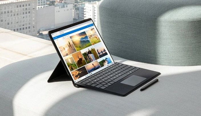 Tablet PC Microsoft Surface Pro X (MNY-00003) 13 palcov Windows Hello zabezpečenie odomykanie tvárou kamera