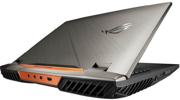 Herní notebook Asus ROG Strix 17,3 palce NVIDIA GeForce RTX 2080 dedikovaná Intel Core i7 extrémní výkon