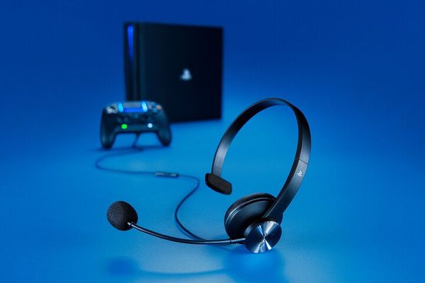 Razer Tetra for PS4, herní headset, jedno sluchátko, na pravé ucho, na levé ucho, lehká