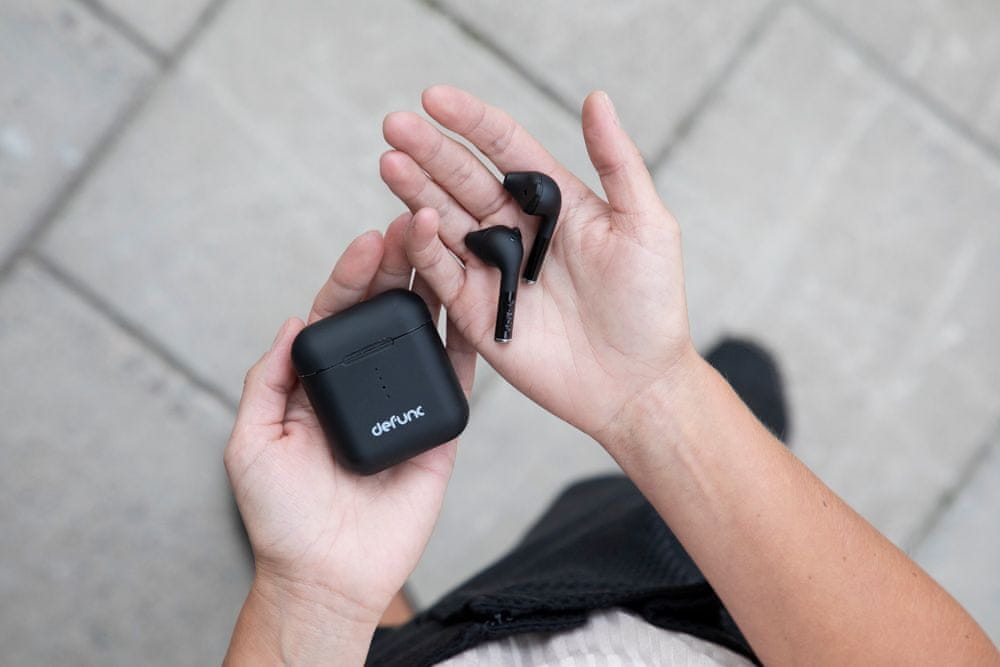 bezdrátová sluchátka Defunc TRUE GO mikrofon hands-free dotykové ovládání