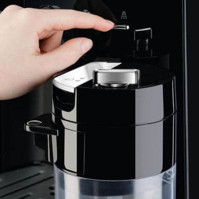 Krups EA829810 One Touch Cappuccino výber nápojov