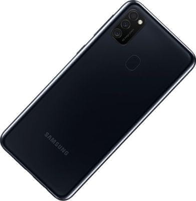 Samsung Galaxy M21, bezrámečkový Super AMOLED displej, Full HD+, vysoké rozlišení, trojitý ultraširokoúhlý fotoaparát, širokoúhlý.
