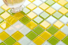 Maxwhite Mozaika CH4005PM skleněná žlutá zelená bílá 30x30cm sklo