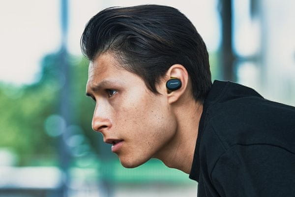 bezdrátová Bluetooth 5.0 sluchátka pioneer se-e9tw 6mm měniče super zvuk s výraznými basy handsfree ovládání hlasem podpora hlasových asistentů zabudovaná tlačítka výdrž 5 h na nabití nabíjecí pouzdro automatické párování ipx5 ipx7 ochrana vůči vodě vhodná pro sportovce ambient režim omyvatelná