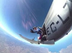 Allegria indoor skydiving s virtuální realitou