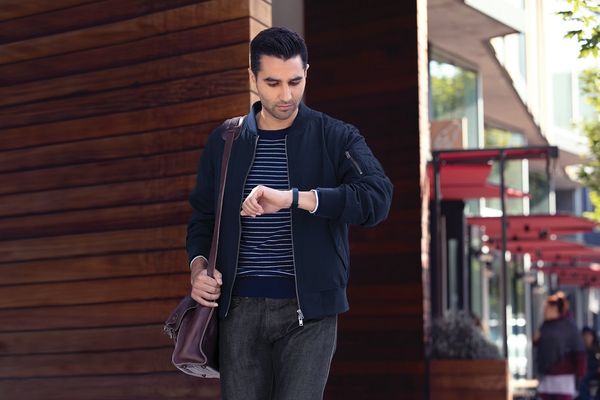 Fitnes narukvica Fitbit Inspire 2, GPS, zone otkucaja srca, kontrola otkucaja srca