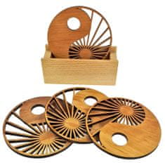 AMADEA Sada pro stolování - stojánek na podtácky a čtyři podtácky stejný motiv z masivního dřeva