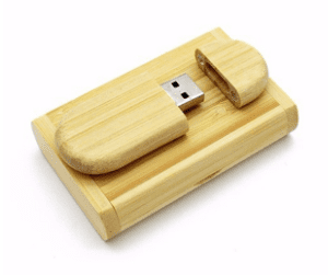 CTRL+C SET: Dřevěný USB ovál + box, BAMBUS