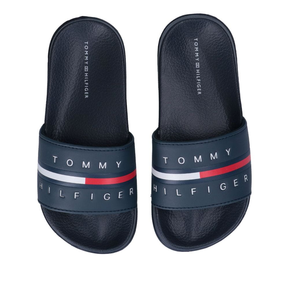 Tommy Hilfiger chlapecké pantofle T3B0-31123-1174800- 32 tmavě modrá