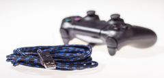 Snakebyte USB CHARGE:CABLE PRO kabel USB - mikroUSB PS4 4m