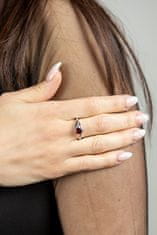 Elegantní stříbrný prsten s červeným granátem RG000 (Obvod 52 mm)