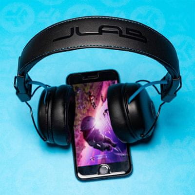  moderní Bluetooth sluchátka jlab play rychlá odezva skvělý zvuk rychlonabíjení dlouhá výdrž pohodlná na uších zvuk vyladěný pro hraní her zasunovací mikrofon 
