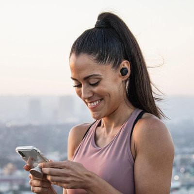  moderní Bluetooth sluchátka jlab air true wireless s ekvalizérem čistý zvuk skvělý výkon dlouhá výdrž nabíjecí box s kabelem nízká hmotnost dotykové senzory 