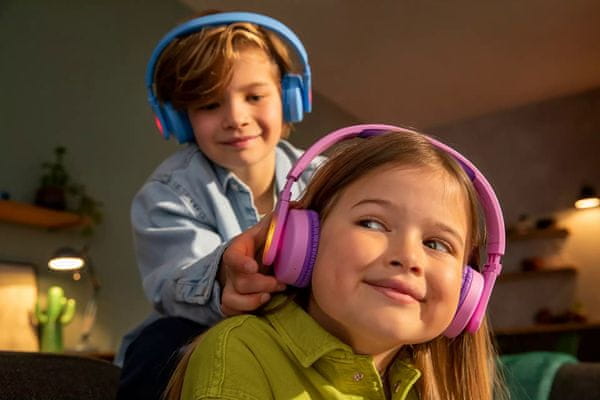  moderne bluetooth slušalice philips tak4206 dječje ograničene glasnoće, mogu se povezati kabelom, izvrstan zvuk dug životni vijek ugodan mikrofon za upravljanje pozivima 