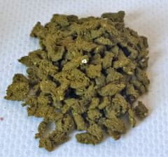 S.A.K. Gold Granule 130 g (300 ml) vel. 4 (2,8 - 3,5 mm)