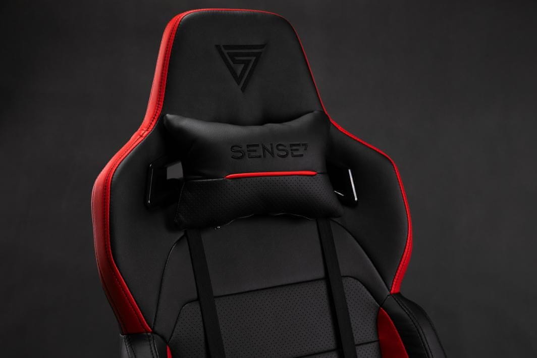 Sentinel černá červená pogumovaná kolečka nastavitelná výška sedací plochy ergonomické tvarování a polstrování