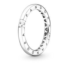 Pandora Něžný stříbrný prsten Logo a srdíčka 199482C01 (Obvod 50 mm)