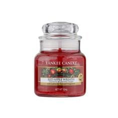 Yankee Candle Vonná svíčka Classic malý Věnec z červených jablíček (Red Apple Wreath) 104 g