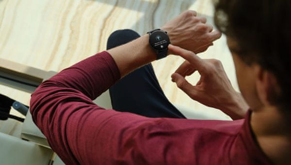 moderné inteligentné hodinky v štýlovom prevedení xiaomi amazfit GTR 3 bluetooth odlc sklo wlan alexa hlasové ovládanie 14-denná výdrž možnosť telefonovania vstavaný repráčik a mikrofón merania okysličenie krvi tepu 150 športových režimov automatické rozpoznanie aktivity