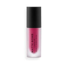 Makeup Revolution Lesk na rty Matte Bomb (Liquid Lip) 4,6 ml (Odstín Lure Red)