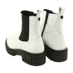 Caprice Bílé dámské boty 9-25461-27 122 velikost 37