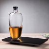 Nahe sklo MALT karafa na whisky s dřevěným tácem a zátkou 1050 ml