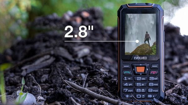 outdoor mobilní telefon evolveo strongphone g5 5000 mah baterie android 9.0 pie 13mpx fotoaparát zadní 5 mpx fotoaparát zadní fm rádio gps glonass 4g 16gb vnitřní paměť 2 gb ram ekompas jack 3,5mm jack