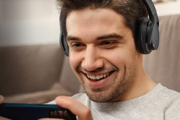  moderní sluchátka přes uši audio technica ath-s220bt Bluetooth technologie dotykové ovládání rychlonabíjení výdrž až 60 h hlasové ovládání handsfree mikrofon připojení také kabelem kabel v balení pohodlná