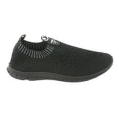 Černá sportovní obuv slip-on velikost 39