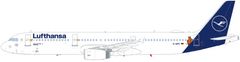 Herpa Airbus A321-131, společnost Lufthansa, "2018s" Colors "Die Maus", Named "Flensburg", Německo, 1/200