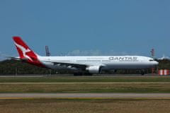 PHOENIX Airbus A330-303, společnost Qantas Airways, Austrálie, 1/200